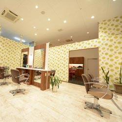 トロワギャルソン神辺店 新装工事(内装)