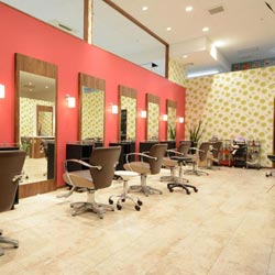 トロワギャルソン神辺店 新装工事(内装)